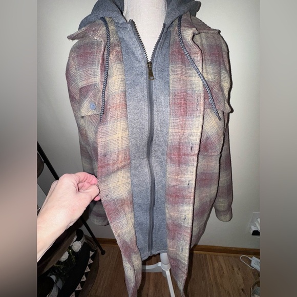 Mountain Ridge Plaid Hooded Jacket. Size Medium. GUC - Picture 2 of 12